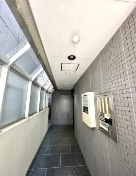 淡景ビルの外観