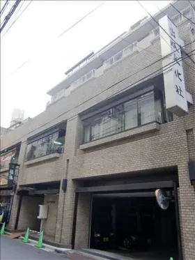 ワカヤギビルの外観