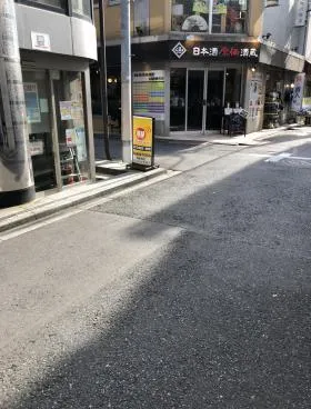 3510ビルの外観