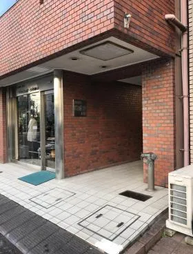 アオキビスポークビルの外観