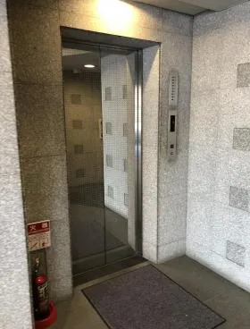 TSKビルの外観