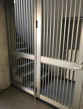 TSKビルの外観
