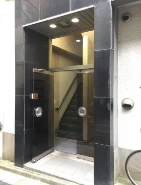 協和ビルの外観