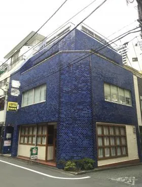 オギソビルの外観