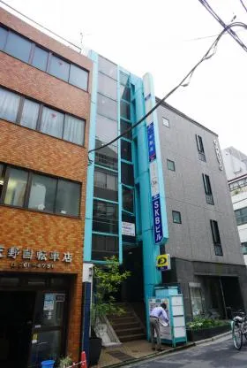SKBビルの外観