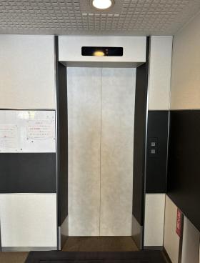 山田ラインⅢビルの外観