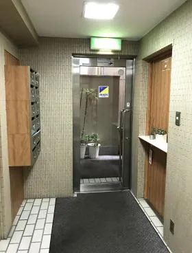 飯田橋ばんらいビルの外観