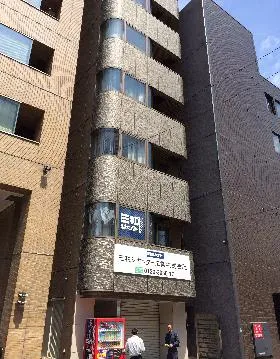 山田ラインビル2の外観