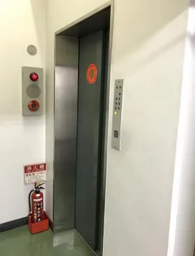 越智産業第2ビルの外観