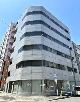 近仁ビルの外観