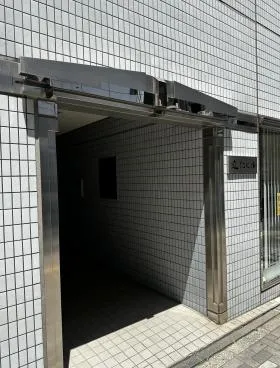 近仁ビルの外観