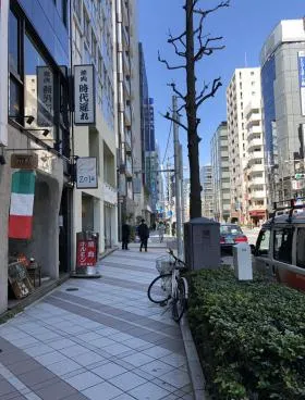 人形町共同ビルの外観
