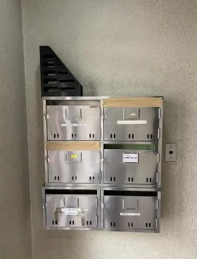 オクミヤ興産ビルの外観