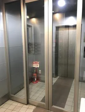 ダイサンビルの外観
