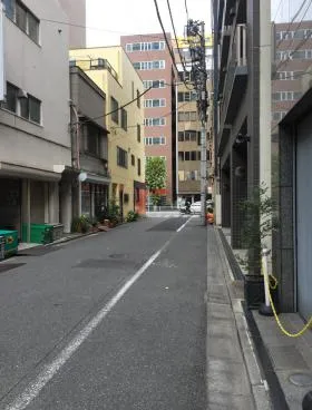 ウチダビルの外観