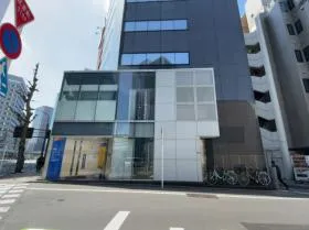 青木ビルの外観