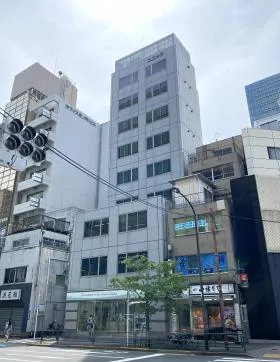 ユニックビルの外観