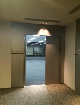 東京スカイツリーイーストタワービルの外観