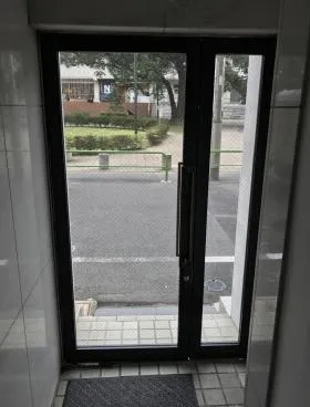 長谷川ビルの外観