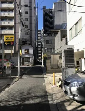 マルエスビルの外観