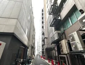 MASU no SQUARE AKIHABARA 旧: Owlsome Building)ビルの外観