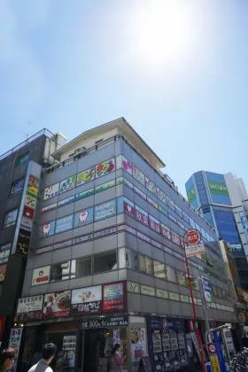 山中ビルの外観