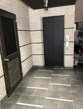 山中ビルの外観