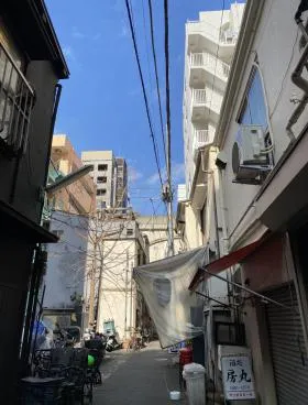 きりやビルの外観