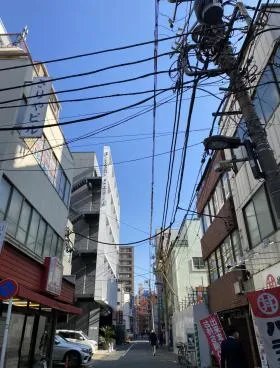 きりやビルの外観