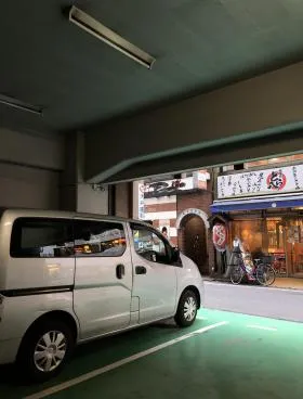 化粧ビルの外観
