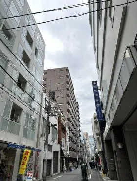 YA-2ビルの外観