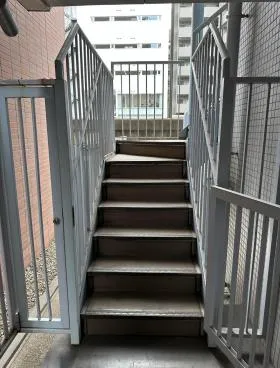 東邦沢口ビルの外観