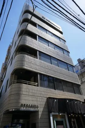 明和佐久間町ビルの外観
