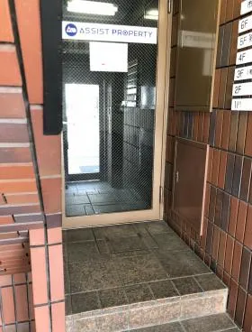 市川ビルの外観