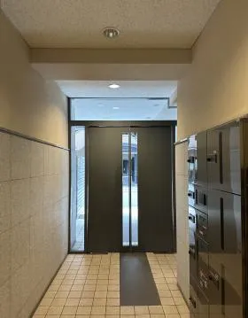 HIRO COURT AKIHABAビルの外観