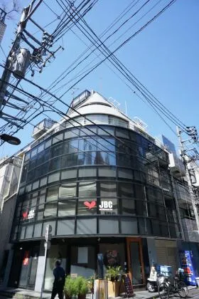 山茂登ビルの外観