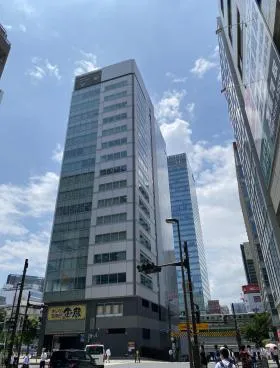 ヤマリビルの外観