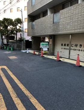 シェモワ新宿ビルの外観