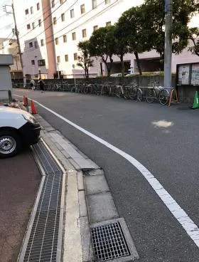 シェモワ新宿ビルの外観