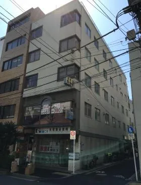 本間屋ビルの外観