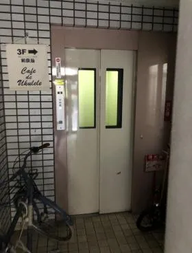 カーサビアンカビルの外観