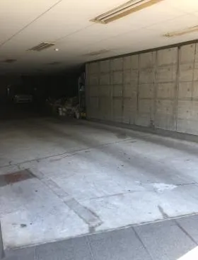 松下産業本社ビルの外観