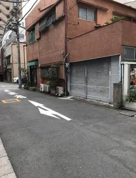KUMAKIビルの外観