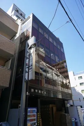 甲南ビルの外観