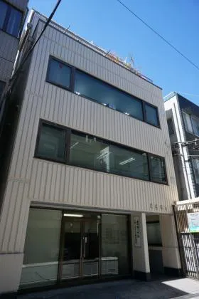 KHビルの外観