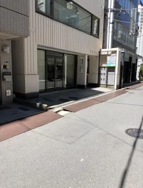 KHビルの外観