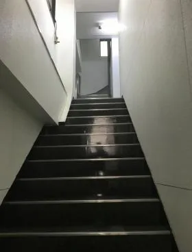 プラントビルの外観