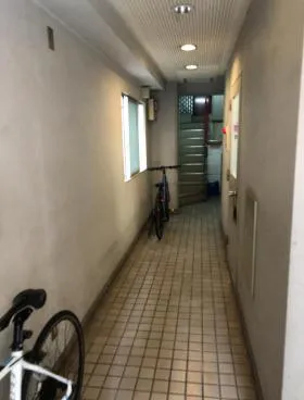鈴木ビルの外観