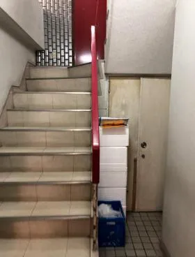 鈴木ビルの外観