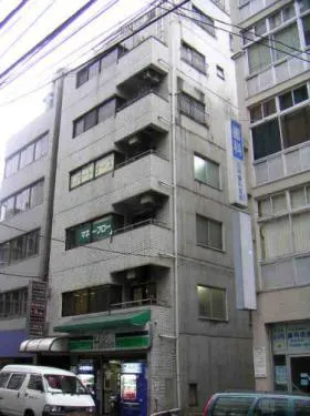 ハトヤビルの外観